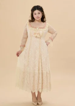 Curve & Plus Dreamland Novelist Knit Dress