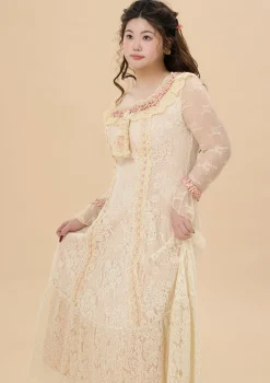 Curve & Plus Dreamland Novelist Knit Dress