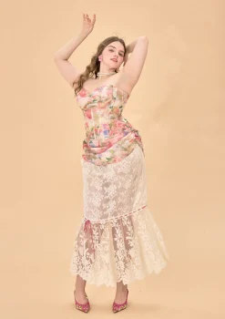 Curve & Plus Floral Mirror Skirt