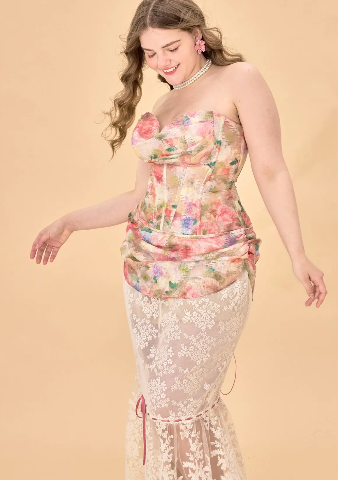 Curve & Plus Floral Mirror Skirt