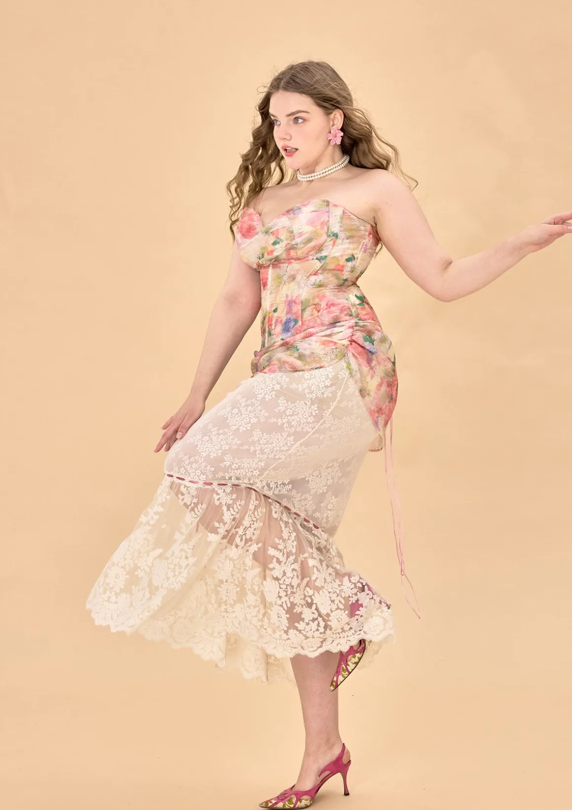 Curve & Plus Floral Mirror Corset