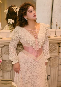 Curve & Plus Monologue Poem of Rose Dress