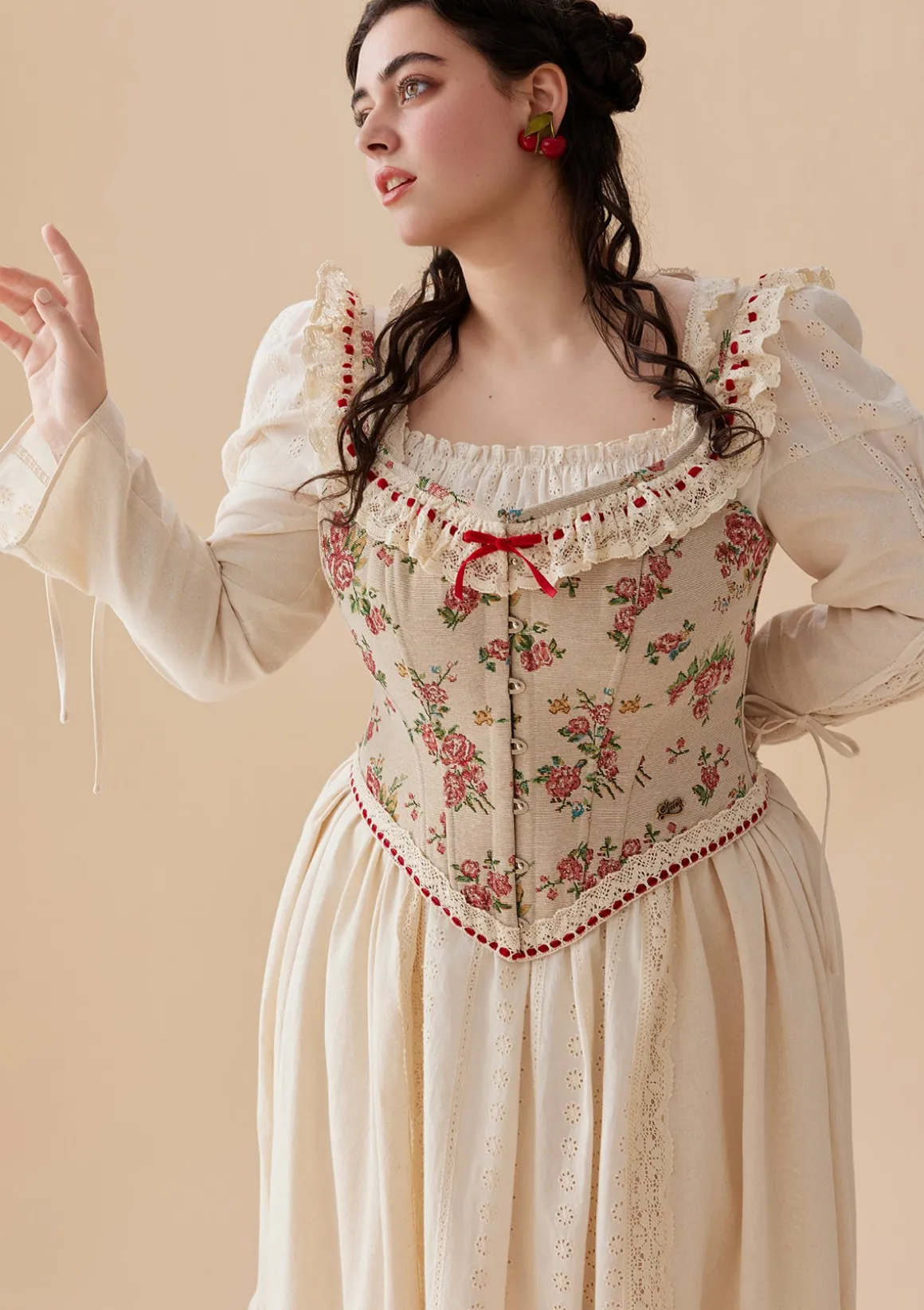 Curve & Plus Rosey Christmas Cottage Corset
