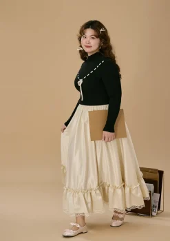 Curve & Plus Strawberry Post Office Knit Bottom Shirt