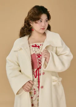 Curve & Plus Strawberry Senior Alumnael Coat
