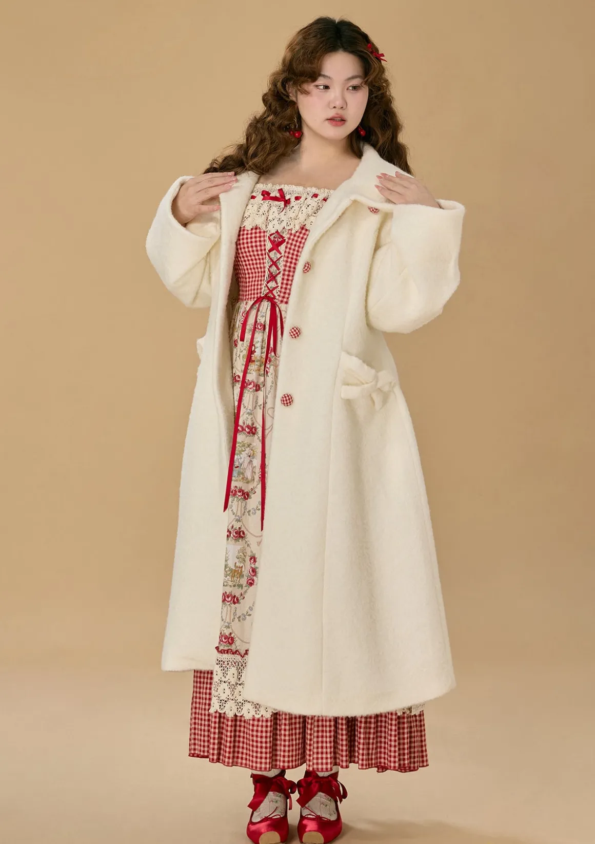 Curve & Plus Strawberry Senior Alumnael Coat