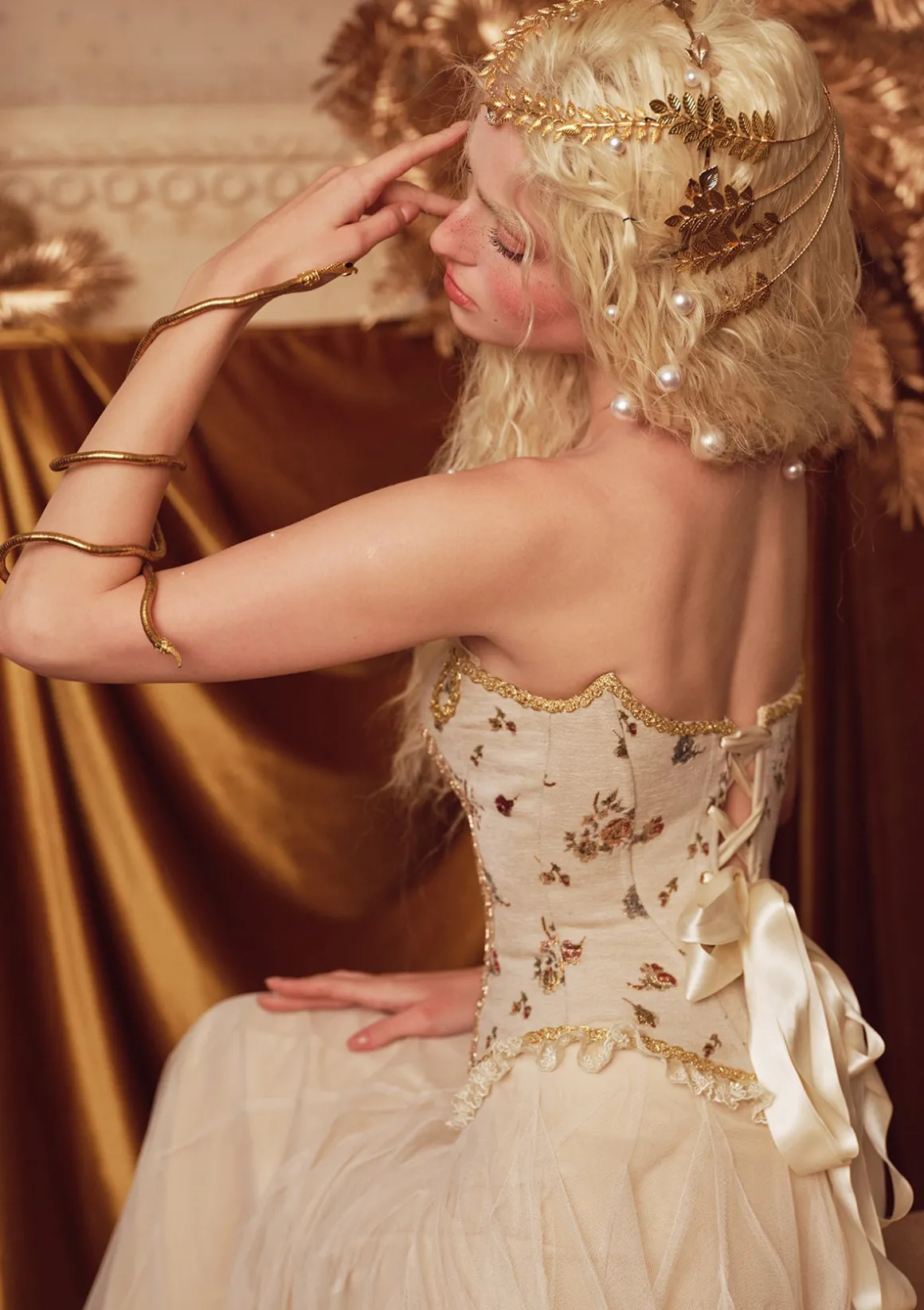 Curve & Plus The Befalling of Eros Corset