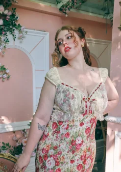 Curve & Plus The Blossom Of Wealth Dress