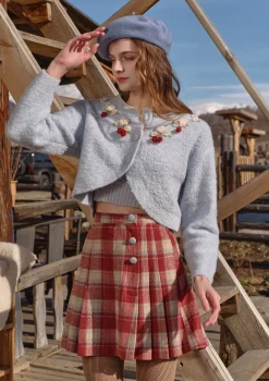 Rosey Christmas Cottage Skirt