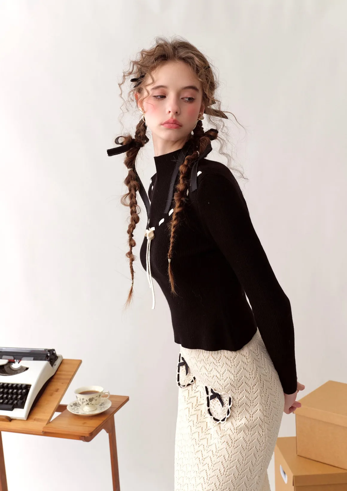 Strawberry Post Office Knit Bottom Shirt